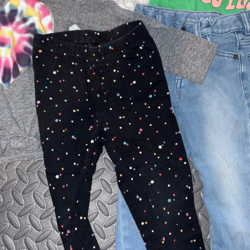 St. Patrick's Day bundle. 5 items! 3T/XS - Picture 6 of 11